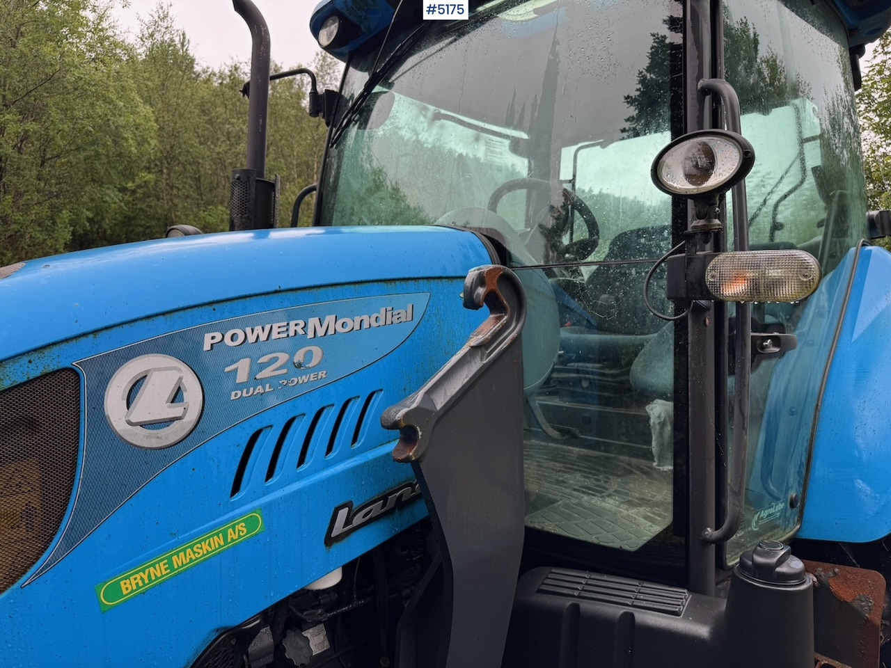 2013 Landini Powermondial 120 w/front loader and some equipment. Low hours! - Traktor: pilt 2 2013 Landini Powermondial 120 w/front loader and some equipment. Low hours! - Traktor: pilt 2