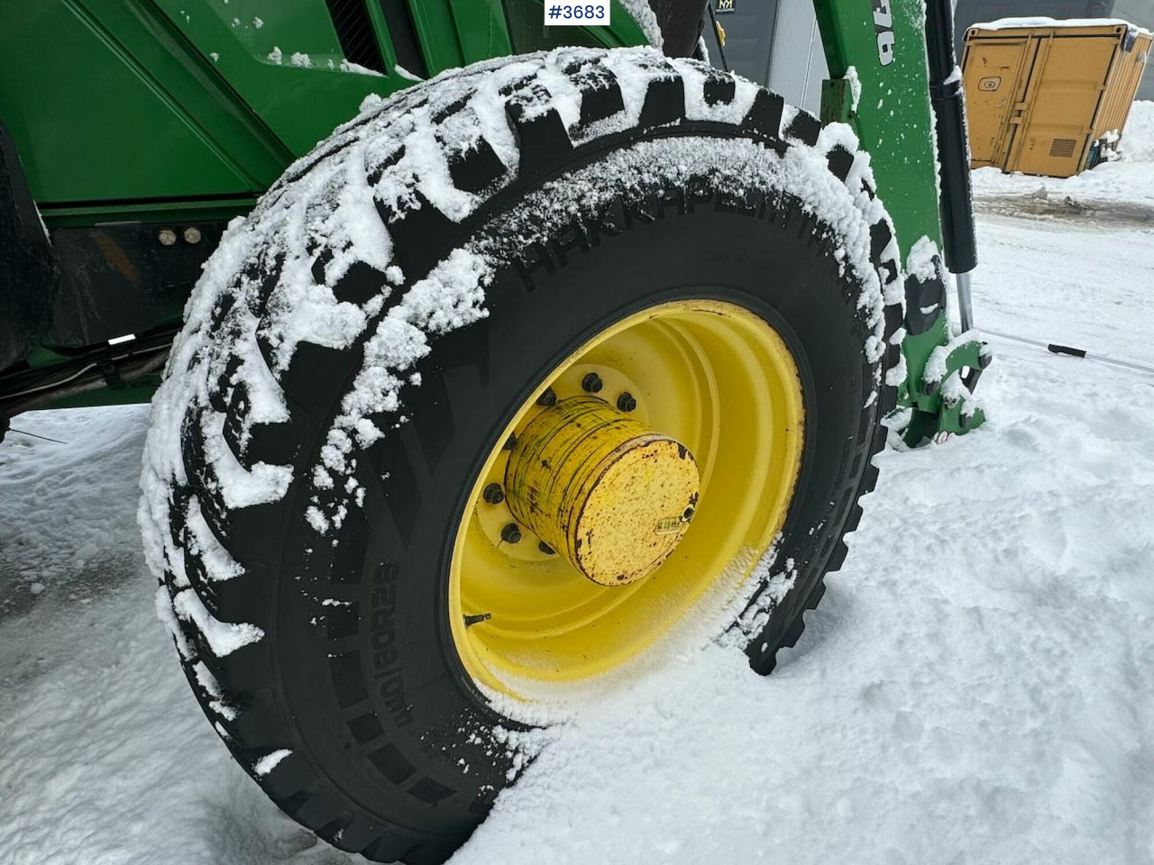 Traktor 2016 John Deere 6175R 4x4 w/ front loader: pilt 13