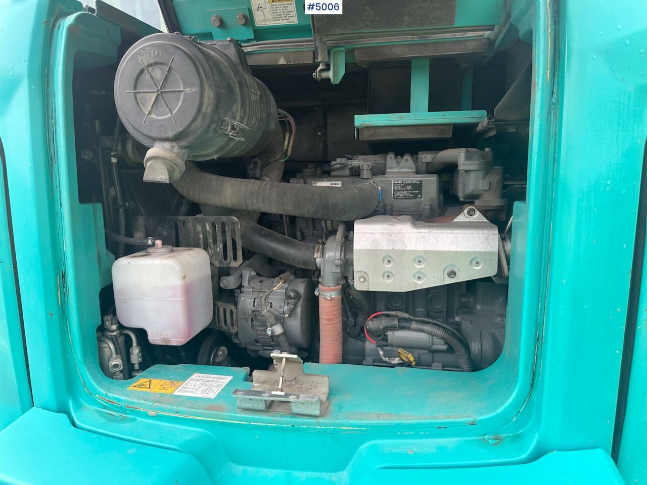 Ekskavaator 2016 Kobelco SK75SR-3E excavator w/ 2 buckets, rototilt and factory new engine: pilt 27
