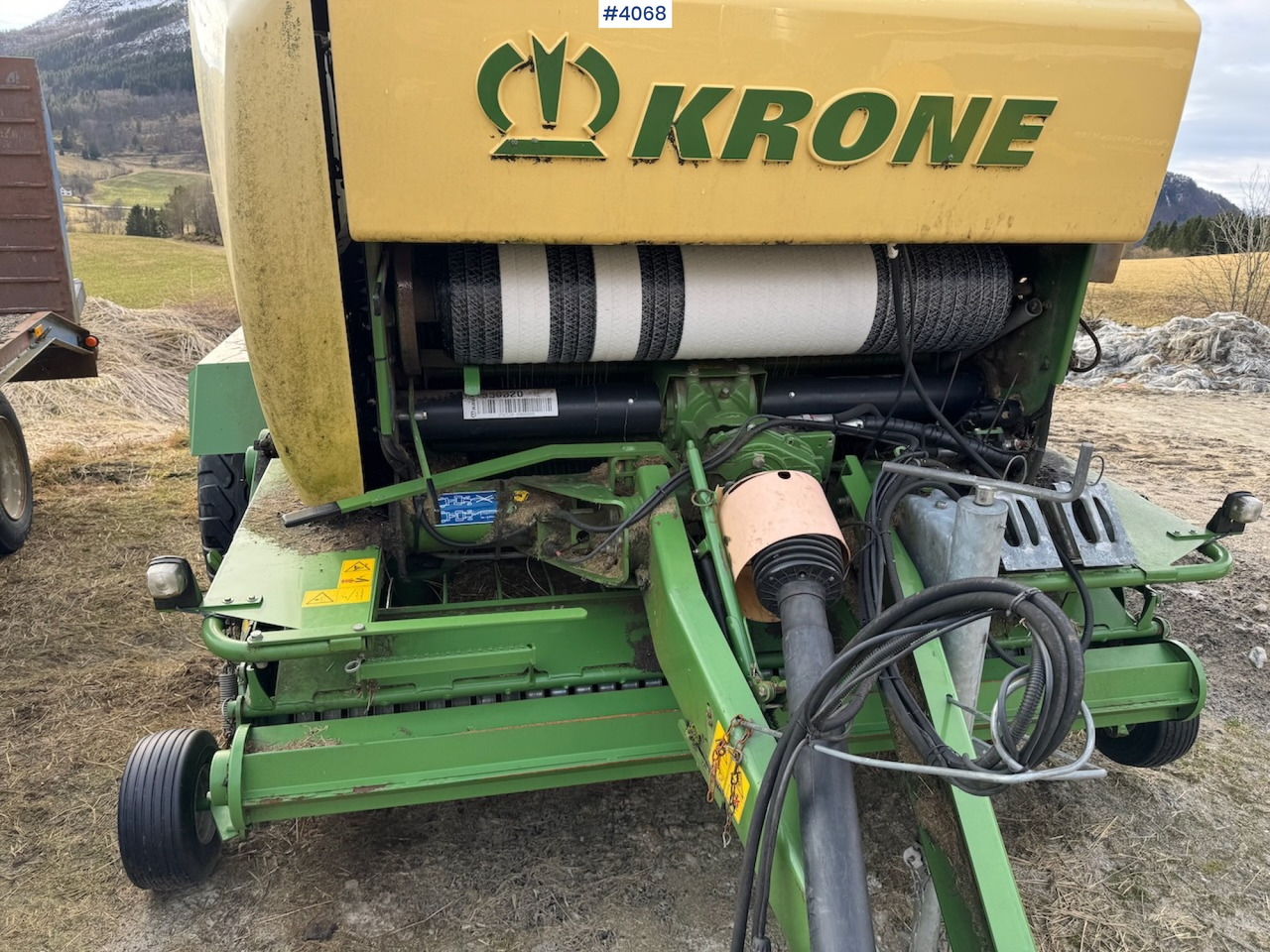 2016 Krone Comprima CF 155 XC Kombipresse - Kaarutusseadmed: pilt 2 2016 Krone Comprima CF 155 XC Kombipresse - Kaarutusseadmed: pilt 2
