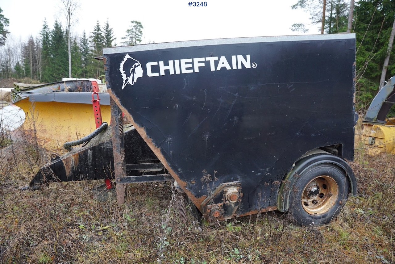 2017 Chieftain Spreader - Liiva-/ Soolajaotur: pilt 2 2017 Chieftain Spreader - Liiva-/ Soolajaotur: pilt 2
