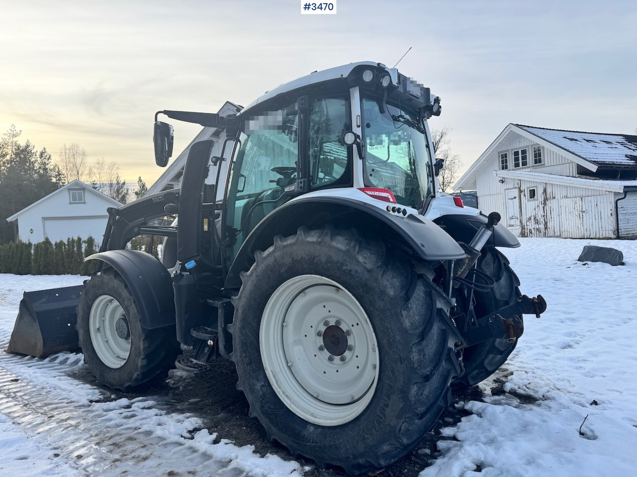2019 Valtra N134 w/ Front loader and bucket. 900 hours! - Traktor: pilt 3 2019 Valtra N134 w/ Front loader and bucket. 900 hours! - Traktor: pilt 3