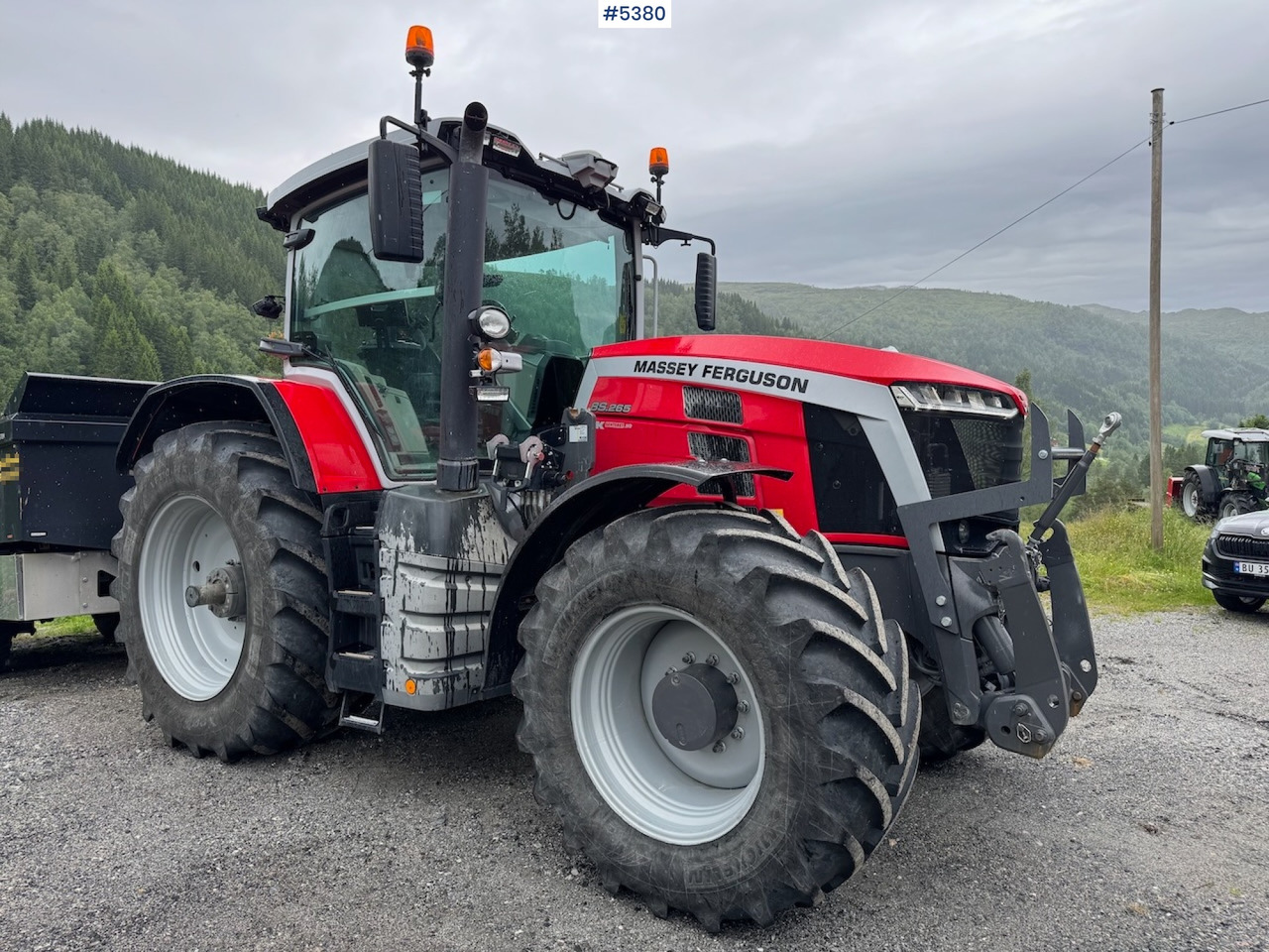 2021 Massey Ferguson 8S.265 w/ front hydraulics and front PTO. - Traktor: pilt 5 2021 Massey Ferguson 8S.265 w/ front hydraulics and front PTO. - Traktor: pilt 5