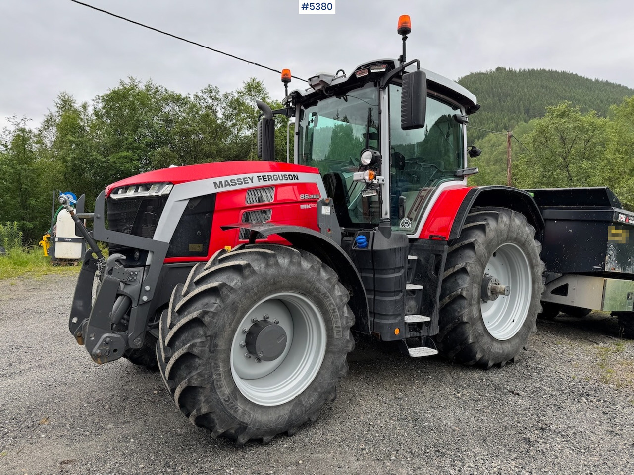 2021 Massey Ferguson 8S.265 w/ front hydraulics and front PTO. - Traktor: pilt 2 2021 Massey Ferguson 8S.265 w/ front hydraulics and front PTO. - Traktor: pilt 2