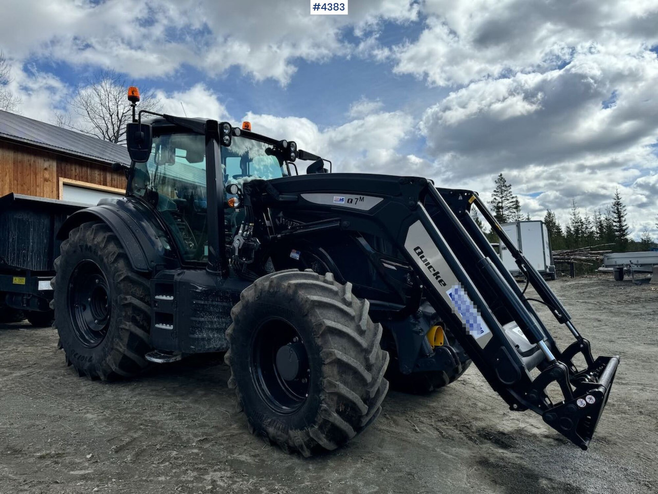2021 Valtra T234 Versu w/ Quicke Q7 Front Loader - Traktor: pilt 2 2021 Valtra T234 Versu w/ Quicke Q7 Front Loader - Traktor: pilt 2