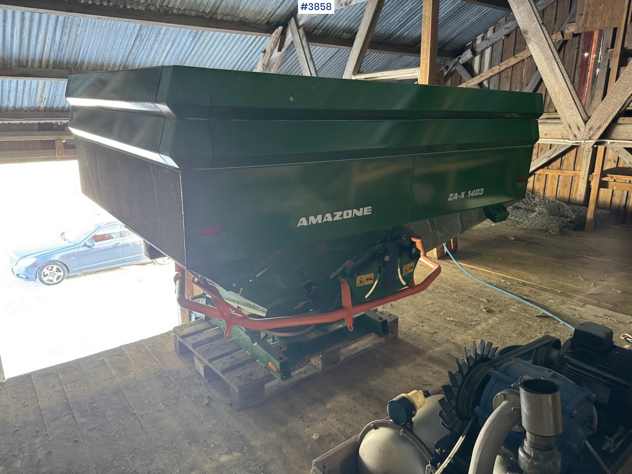 2022 Amazone ZA-X 1403 w/ 2 attachments, NEW! - Väetiselaoturid: pilt 4 2022 Amazone ZA-X 1403 w/ 2 attachments, NEW! - Väetiselaoturid: pilt 4