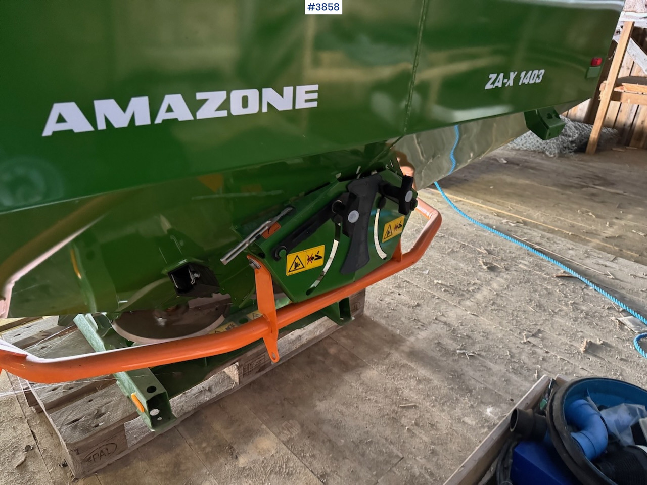 2022 Amazone ZA-X 1403 w/ 2 attachments, NEW! - Väetiselaoturid: pilt 5 2022 Amazone ZA-X 1403 w/ 2 attachments, NEW! - Väetiselaoturid: pilt 5
