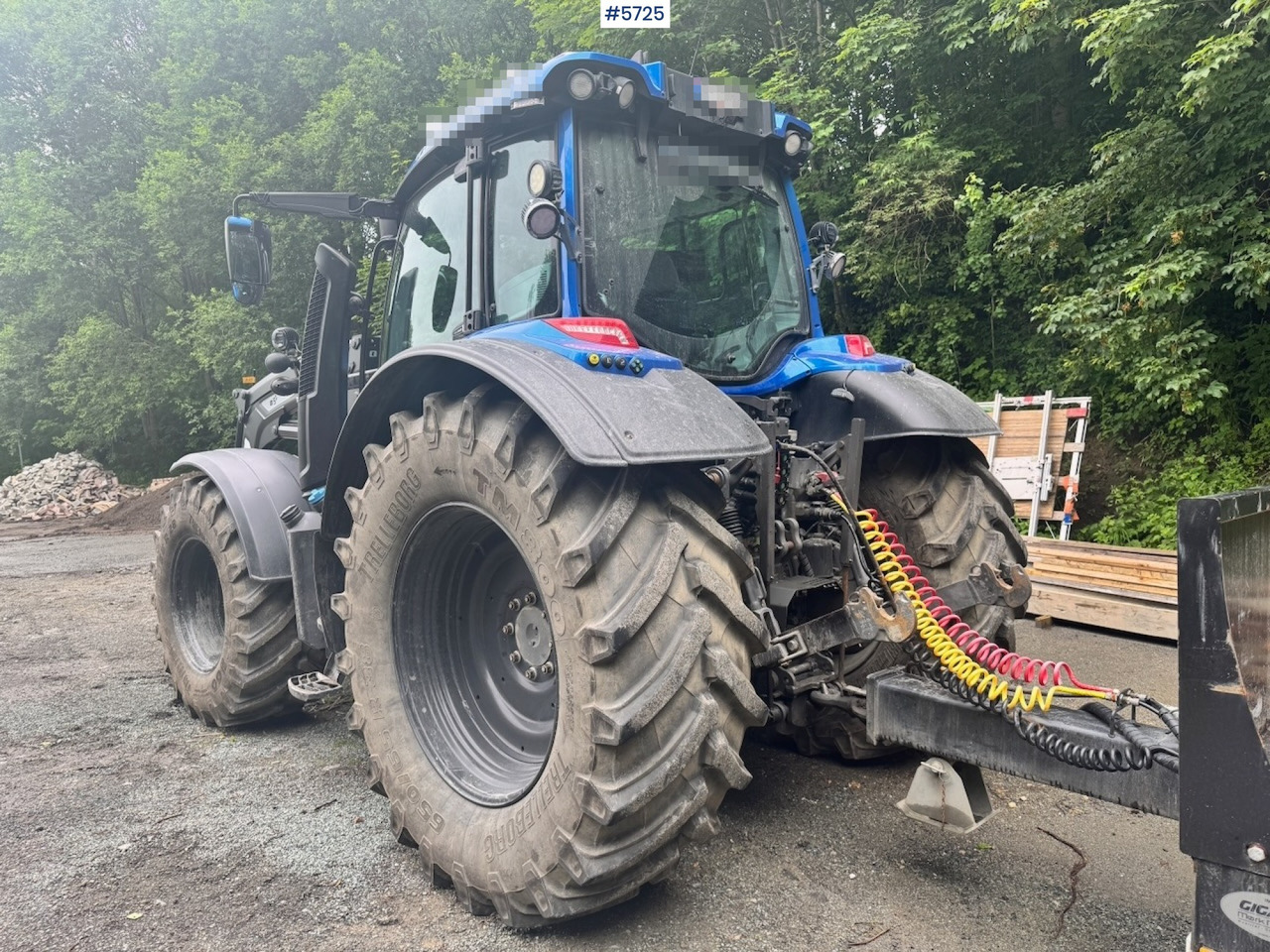 Traktor 2022 Valtra N175 4x4 w/ Front loader, Hydraulics, Bucket and Pallet forks. Overhauled.: pilt 15