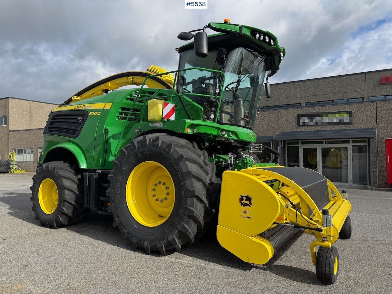 2024 John Deere 8200 in, like new! - Kaarutusseadmed: pilt 1 2024 John Deere 8200 in, like new! - Kaarutusseadmed: pilt 1