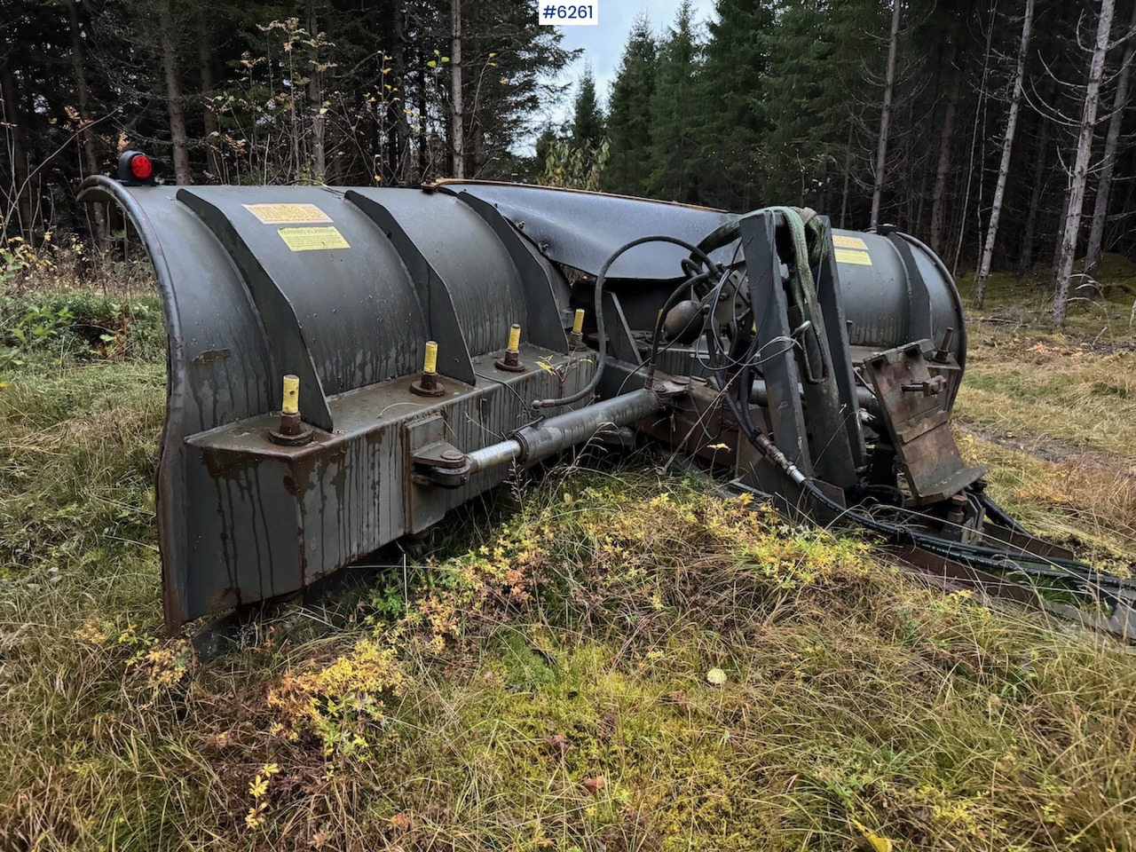 Uni-Väg UV-320 Vikplog - Kommunaal-/ Erisõiduk: pilt 3 Uni-Väg UV-320 Vikplog - Kommunaal-/ Erisõiduk: pilt 3
