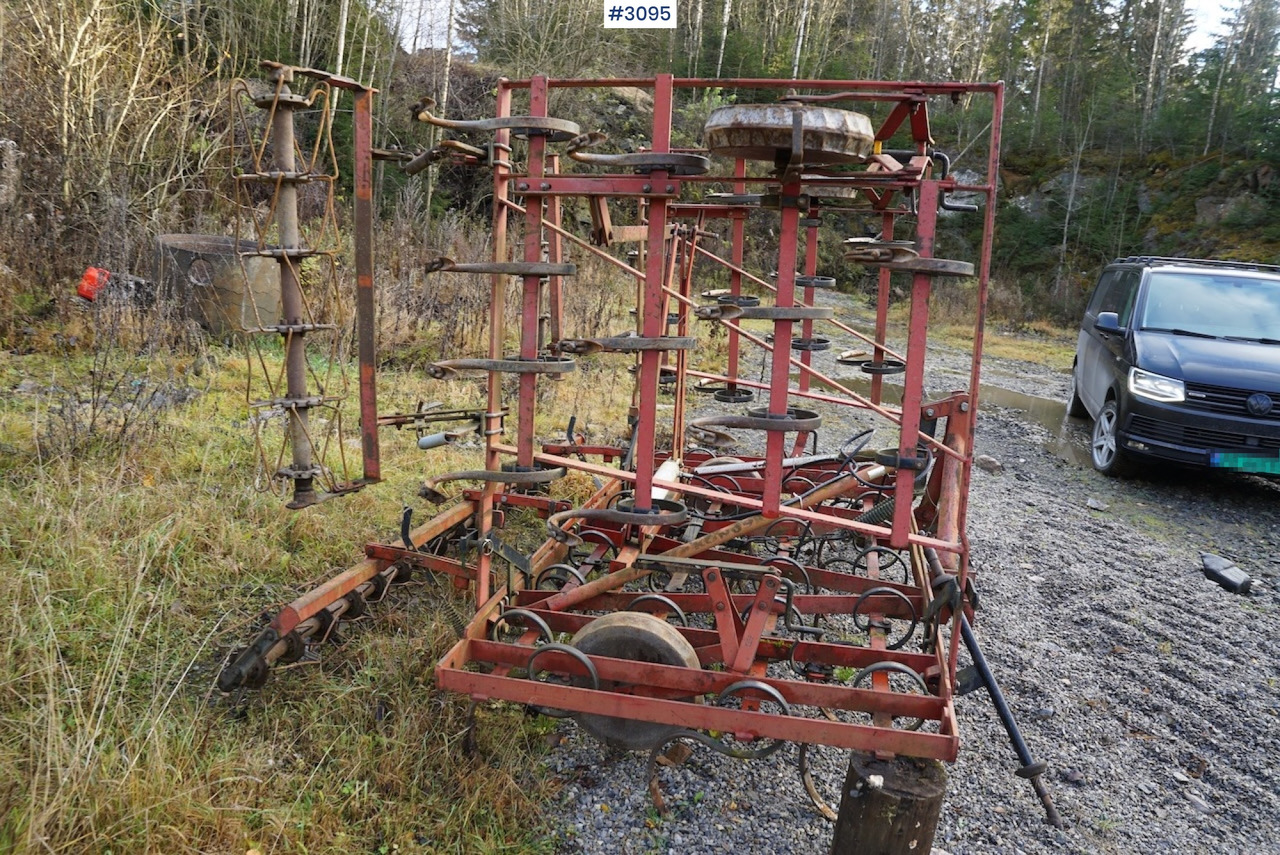 Kongskilde 5,5M harrow - Maaharimisseadmed: pilt 3 Kongskilde 5,5M harrow - Maaharimisseadmed: pilt 3