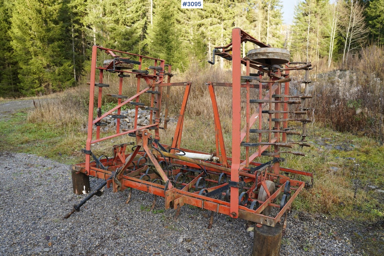 Kongskilde 5,5M harrow - Maaharimisseadmed: pilt 1 Kongskilde 5,5M harrow - Maaharimisseadmed: pilt 1
