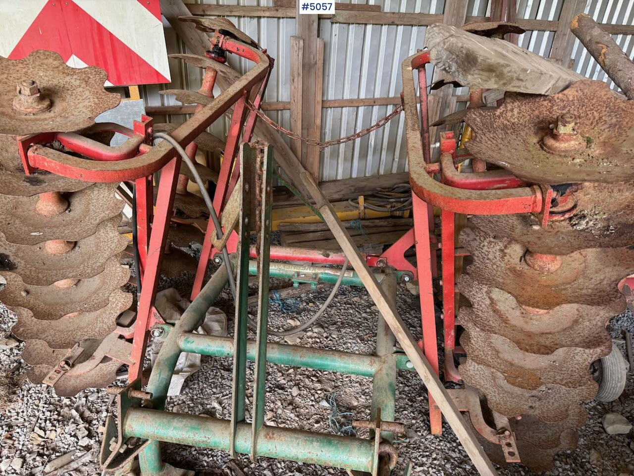Kverneland Disc Harrow - Maaharimisseadmed: pilt 3 Kverneland Disc Harrow - Maaharimisseadmed: pilt 3