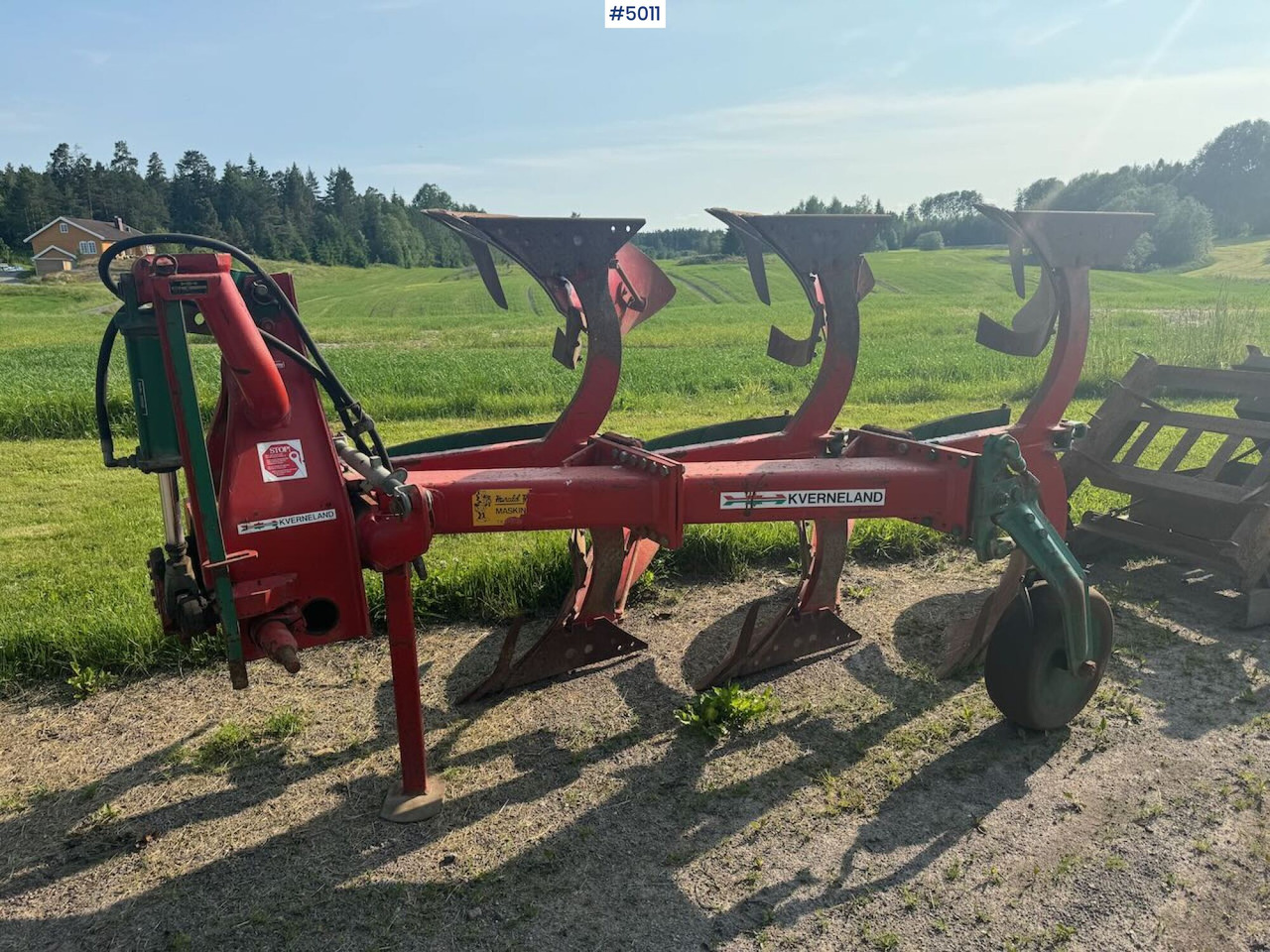 Kverneland Mod. E 3-blade reversible plough - Maaharimisseadmed: pilt 5 Kverneland Mod. E 3-blade reversible plough - Maaharimisseadmed: pilt 5