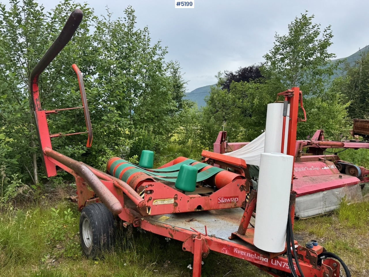 Kverneland UN7515 Round Bale Wrapper - Kaarutusseadmed: pilt 3 Kverneland UN7515 Round Bale Wrapper - Kaarutusseadmed: pilt 3