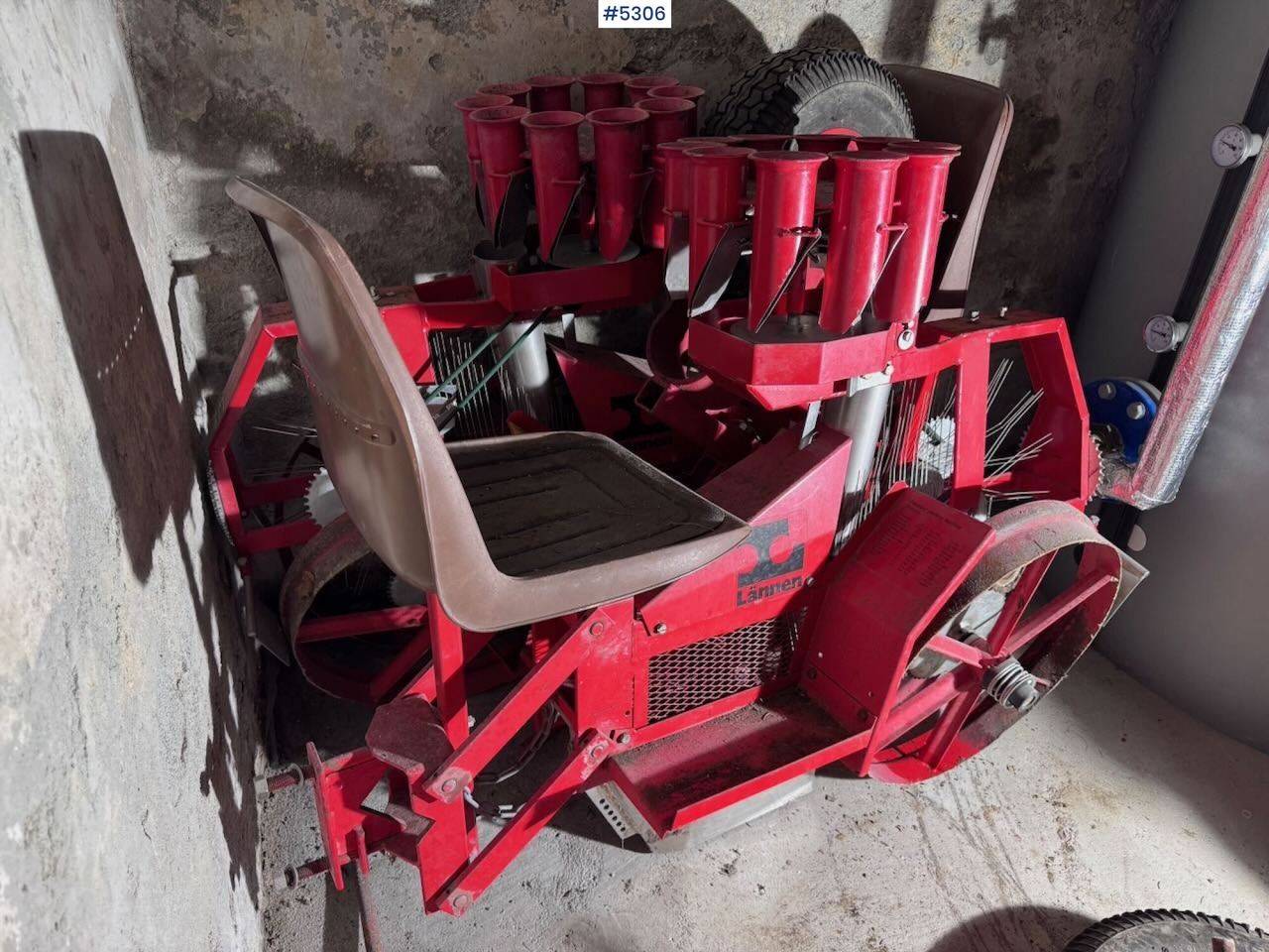 Lannen og Nibex Planting Machines - Maaharimisseadmed: pilt 3 Lannen og Nibex Planting Machines - Maaharimisseadmed: pilt 3