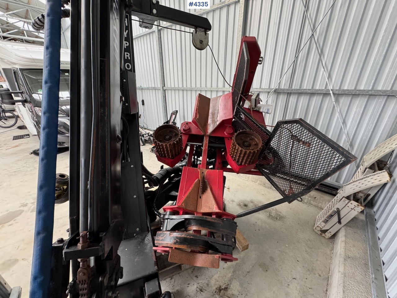 2014 Hypro 450 XL Harvesting unit for tractor. - Lisaseade - Metsandusseadmed: pilt 4 2014 Hypro 450 XL Harvesting unit for tractor. - Lisaseade - Metsandusseadmed: pilt 4