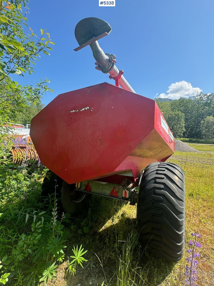 Moi GB 6.0 Fertilizer wagon - Väetiselaoturid: pilt 4 Moi GB 6.0 Fertilizer wagon - Väetiselaoturid: pilt 4