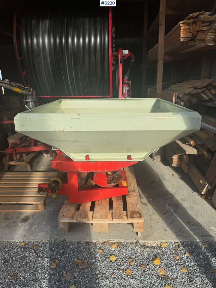 Rauch Komet ZS800 - Väetiselaoturid: pilt 3 Rauch Komet ZS800 - Väetiselaoturid: pilt 3