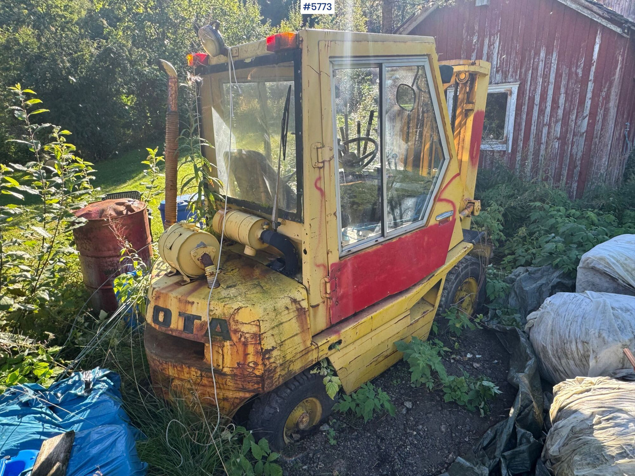 Toyota 02-3FD25 Truck. Repair object - Kahveltõstuk: pilt 3 Toyota 02-3FD25 Truck. Repair object - Kahveltõstuk: pilt 3