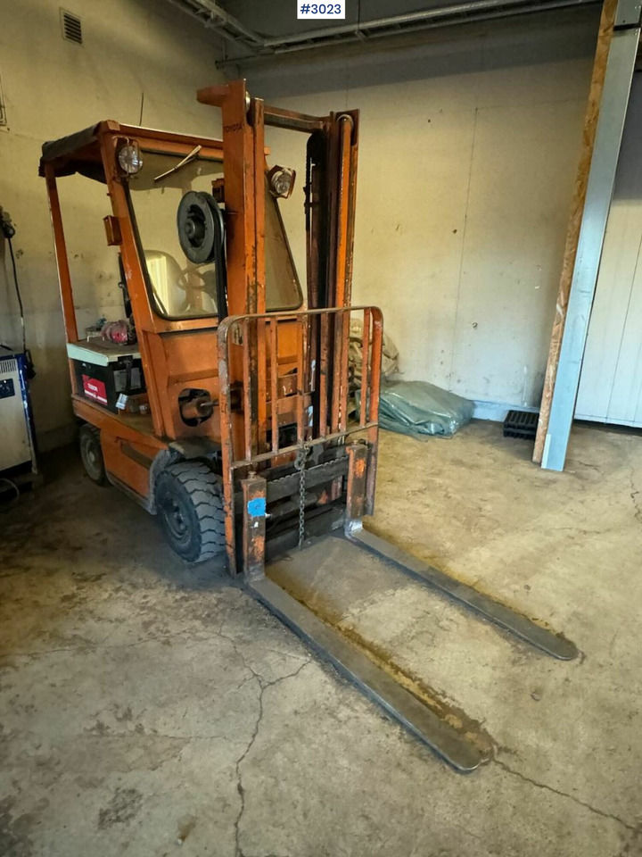 Toyota 4FB15 Forklift - Kahveltõstuk: pilt 4 Toyota 4FB15 Forklift - Kahveltõstuk: pilt 4