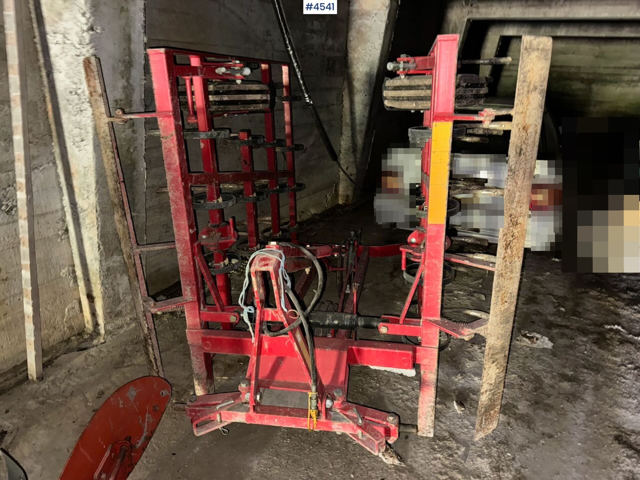 Väderstad Harrow - Maaharimisseadmed: pilt 1 Väderstad Harrow - Maaharimisseadmed: pilt 1