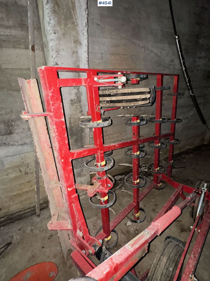 Väderstad Harrow - Maaharimisseadmed: pilt 5 Väderstad Harrow - Maaharimisseadmed: pilt 5