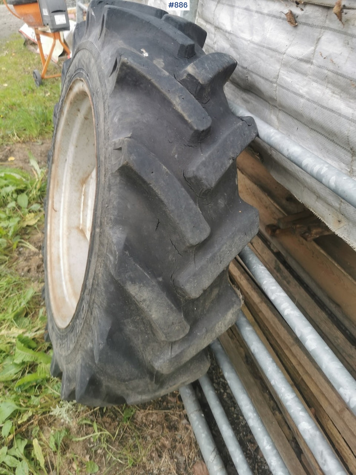 Wheel set on Deutz-Fahr 3.60 - Komplektne ratas - Põllutööseade: pilt 4 Wheel set on Deutz-Fahr 3.60 - Komplektne ratas - Põllutööseade: pilt 4