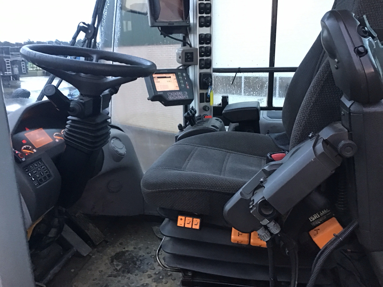 Rataslaadur volvo 180F long boom: pilt 6