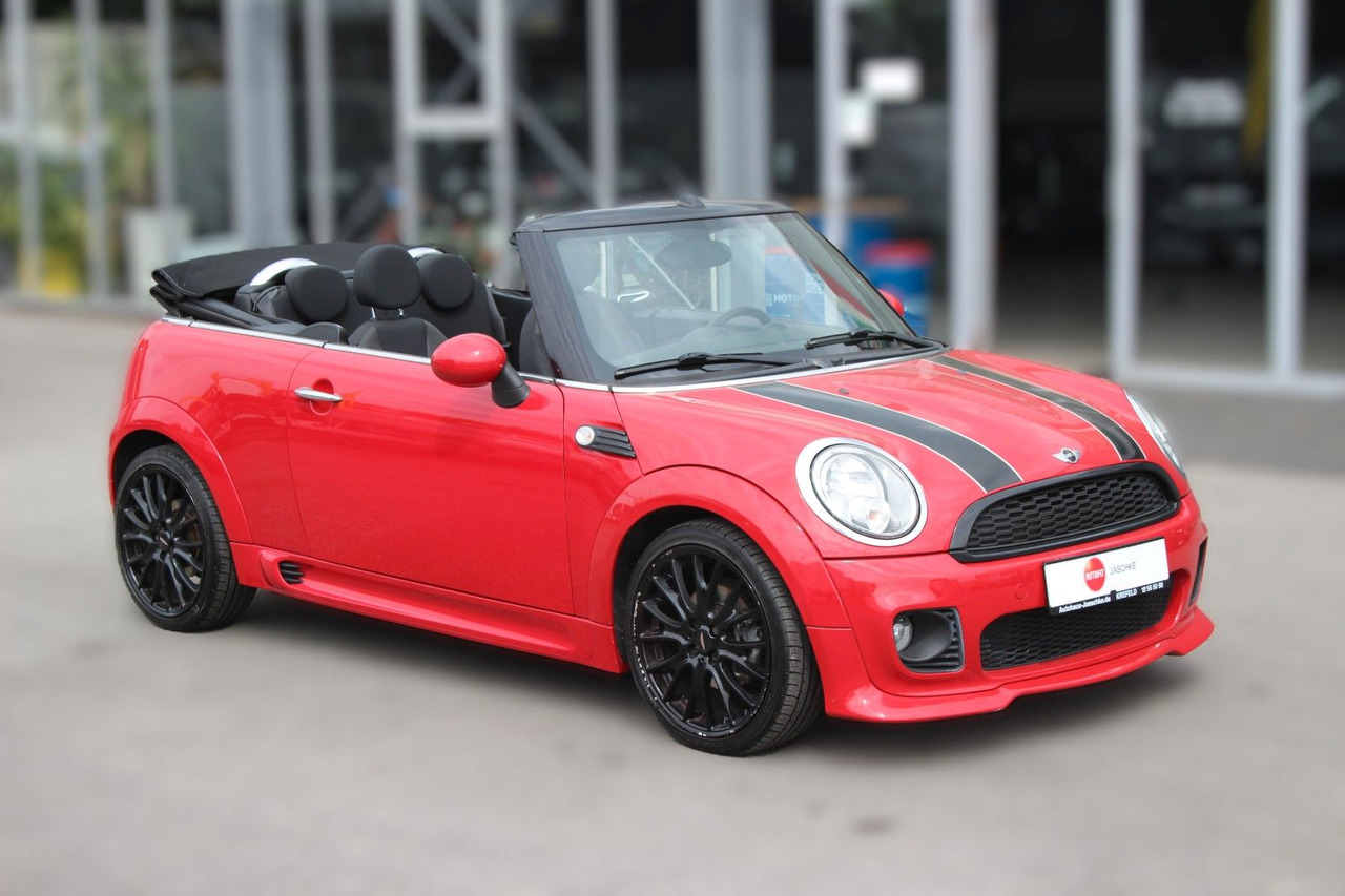 MINI COOPER Cabrio "Works Exterieur" Pepper 114tKM - Auto: pilt 1 MINI COOPER Cabrio "Works Exterieur" Pepper 114tKM - Auto: pilt 1