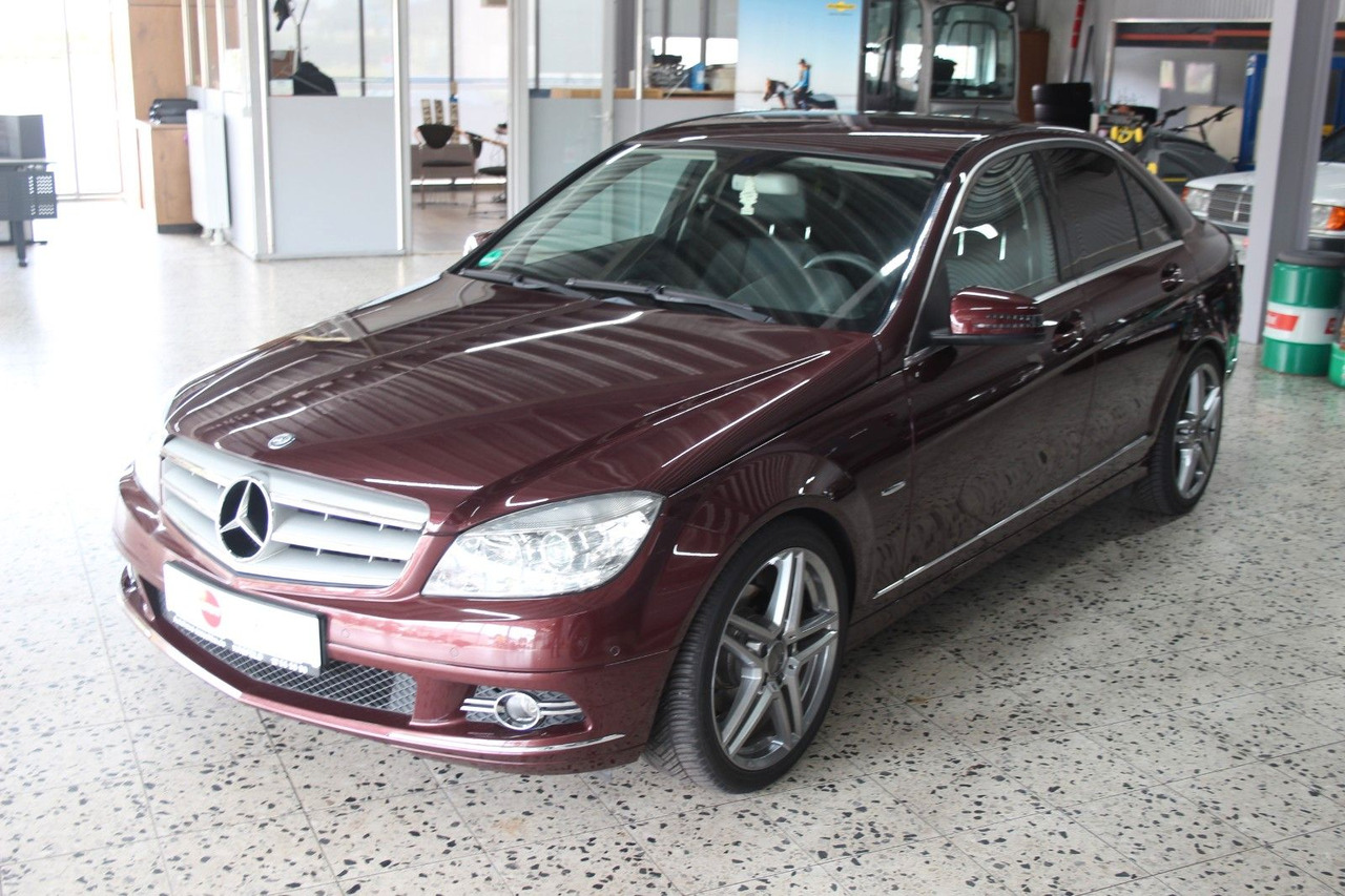 Mercedes-Benz C 230 Avantgarde Automatik sehr gepflegt! 130tKM - Sedaan: pilt 4 Mercedes-Benz C 230 Avantgarde Automatik sehr gepflegt! 130tKM - Sedaan: pilt 4