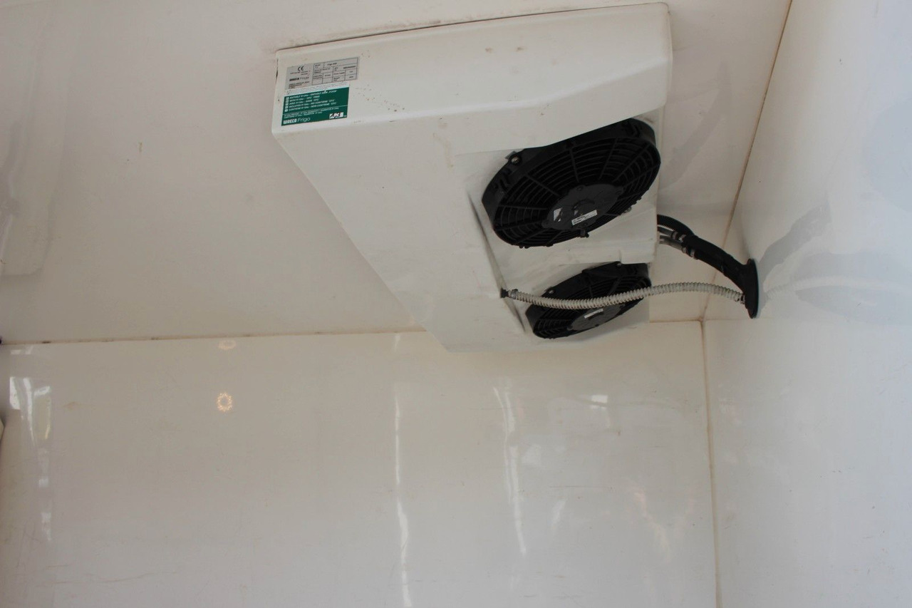 Tarbesõiduk külmik Volkswagen Crafter KÜHLUNG 35 L2H2 Hochdach: pilt 11