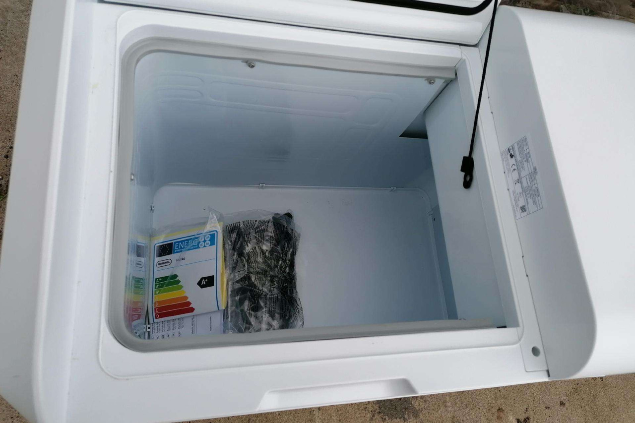 Fridge Dometic Waeco Mobicool 38L - Kabiin ja interjöör - Veoauto: pilt 4 Fridge Dometic Waeco Mobicool 38L - Kabiin ja interjöör - Veoauto: pilt 4
