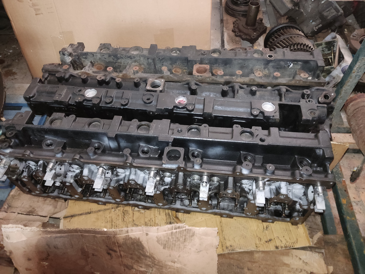 MAN Cylinder head D2066 D2676 - Mootori pea: pilt 1 MAN Cylinder head D2066 D2676 - Mootori pea: pilt 1