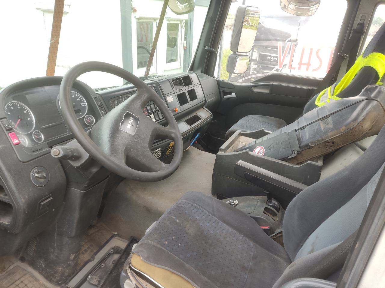 MAN cab F99/L17 - Kabiin: pilt 4 MAN cab F99/L17 - Kabiin: pilt 4