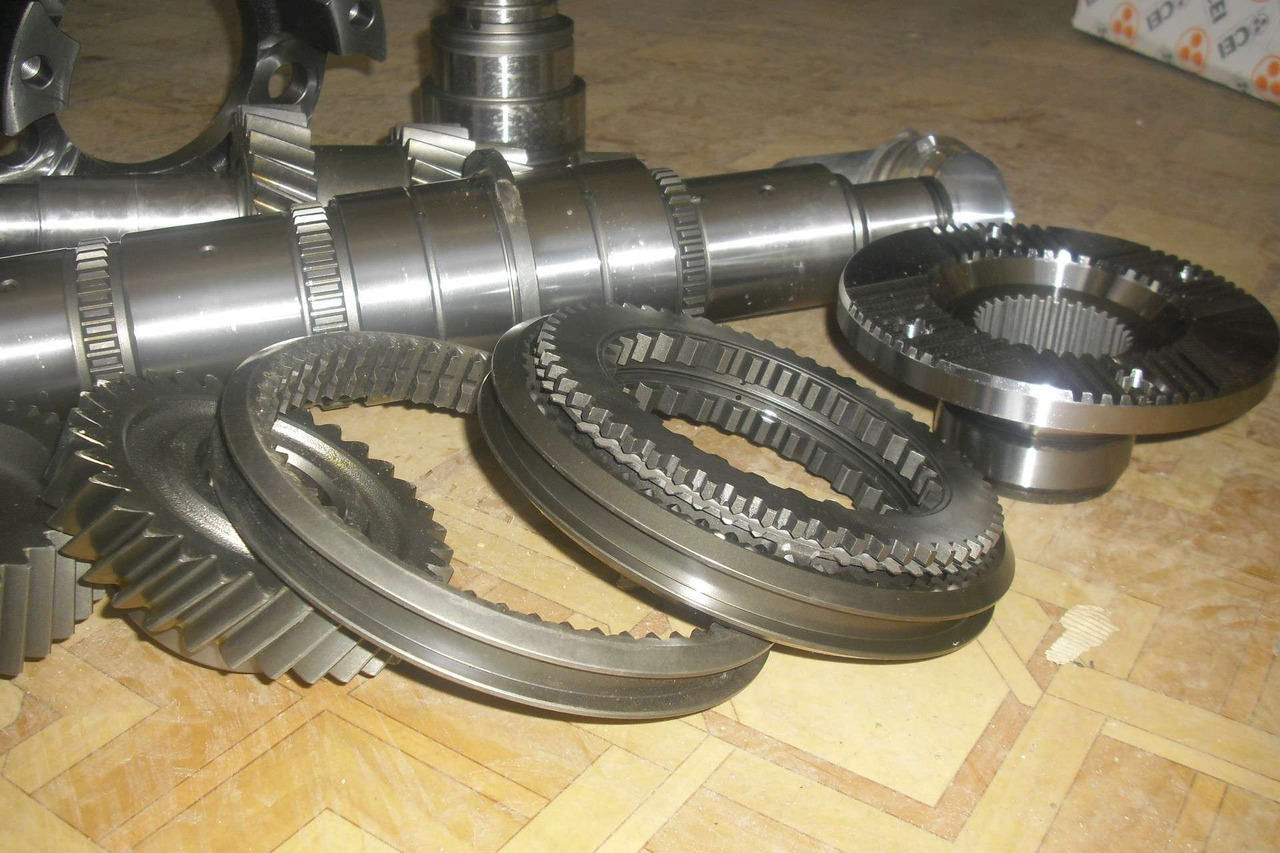 Spare parts for gearboxes Different - Käigukast ja varuosad - Veoauto: pilt 3 Spare parts for gearboxes Different - Käigukast ja varuosad - Veoauto: pilt 3