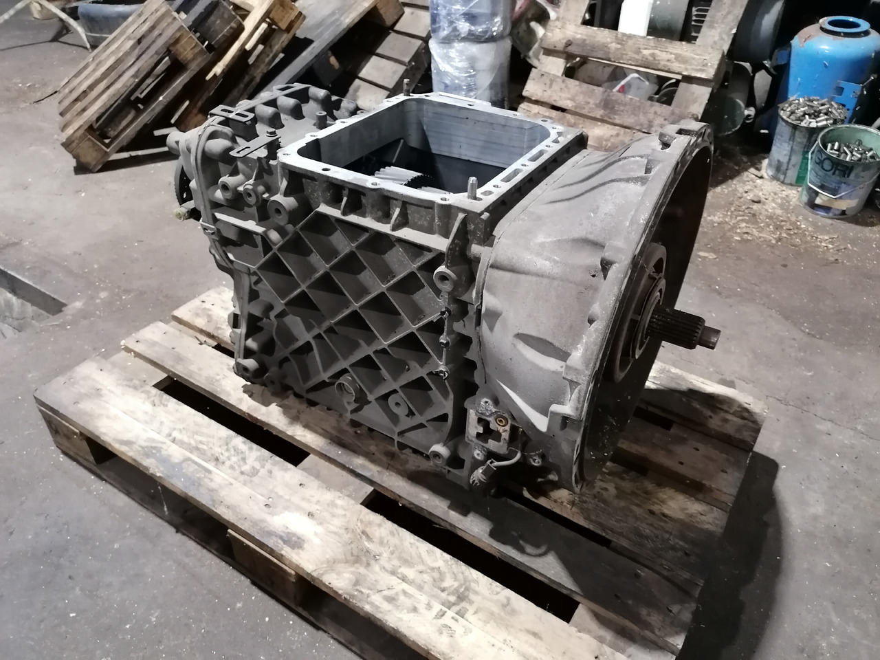 VOLVO remanufactured gearbox AT2612D - Käigukast: pilt 1 VOLVO remanufactured gearbox AT2612D - Käigukast: pilt 1