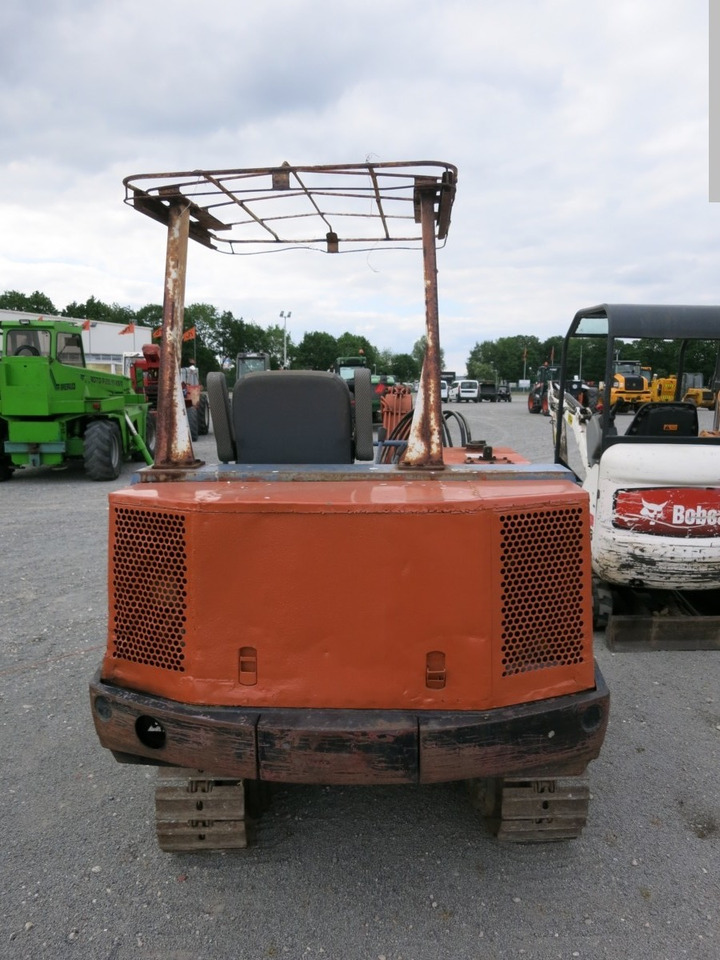 HITACHI EX26 - Miniekskavaator: pilt 4 HITACHI EX26 - Miniekskavaator: pilt 4