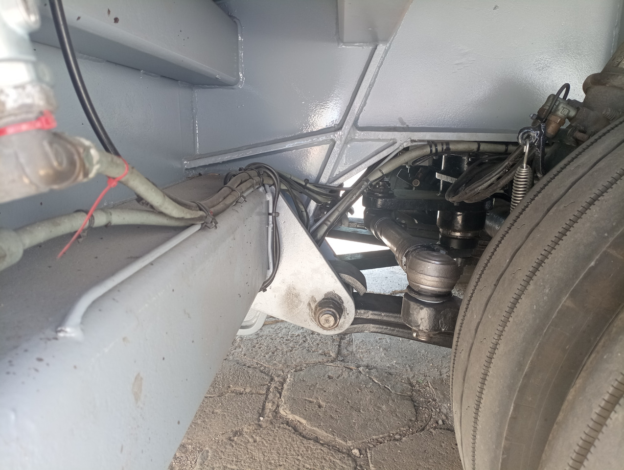 BERTOJA Tiefbett marki Bertoja 2-osie skrętne po kapitalnym remoncie - Madal platvormpoolhaagis: pilt 4 BERTOJA Tiefbett marki Bertoja 2-osie skrętne po kapitalnym remoncie - Madal platvormpoolhaagis: pilt 4