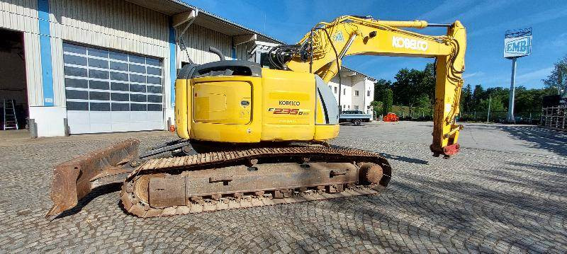 New Holland E235B SRNLC - Lintekskavaator: pilt 4 New Holland E235B SRNLC - Lintekskavaator: pilt 4