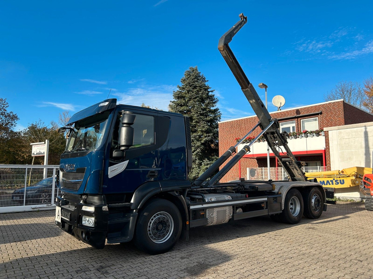 Iveco 460 Stralis MEILLER Abroller mit LIft-Lenkachse - Konkstõstukiga veoauto: pilt 2 Iveco 460 Stralis MEILLER Abroller mit LIft-Lenkachse - Konkstõstukiga veoauto: pilt 2