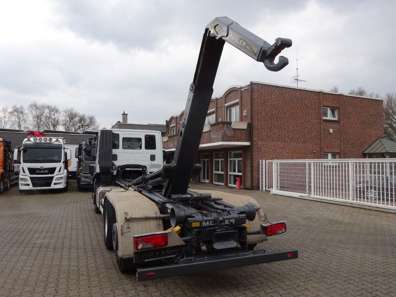Iveco STRALIS 400 MEILLER Abroller Lift-Lenkachse 6x2 Iveco STRALIS 400 MEILLER Abroller Lift-Lenkachse 6x2 - Konkstõstukiga veoauto: pilt 5 Iveco STRALIS 400 MEILLER Abroller Lift-Lenkachse 6x2 Iveco STRALIS 400 MEILLER Abroller Lift-Lenkachse 6x2 - Konkstõstukiga veoauto: pilt 5