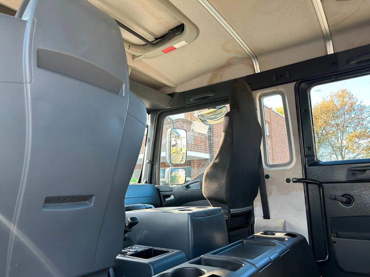 Konkstõstukiga veoauto MAN 12.250  Doppelkabine Abroller: pilt 26