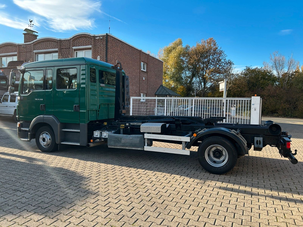 Konkstõstukiga veoauto MAN 12.250  Doppelkabine Abroller: pilt 9