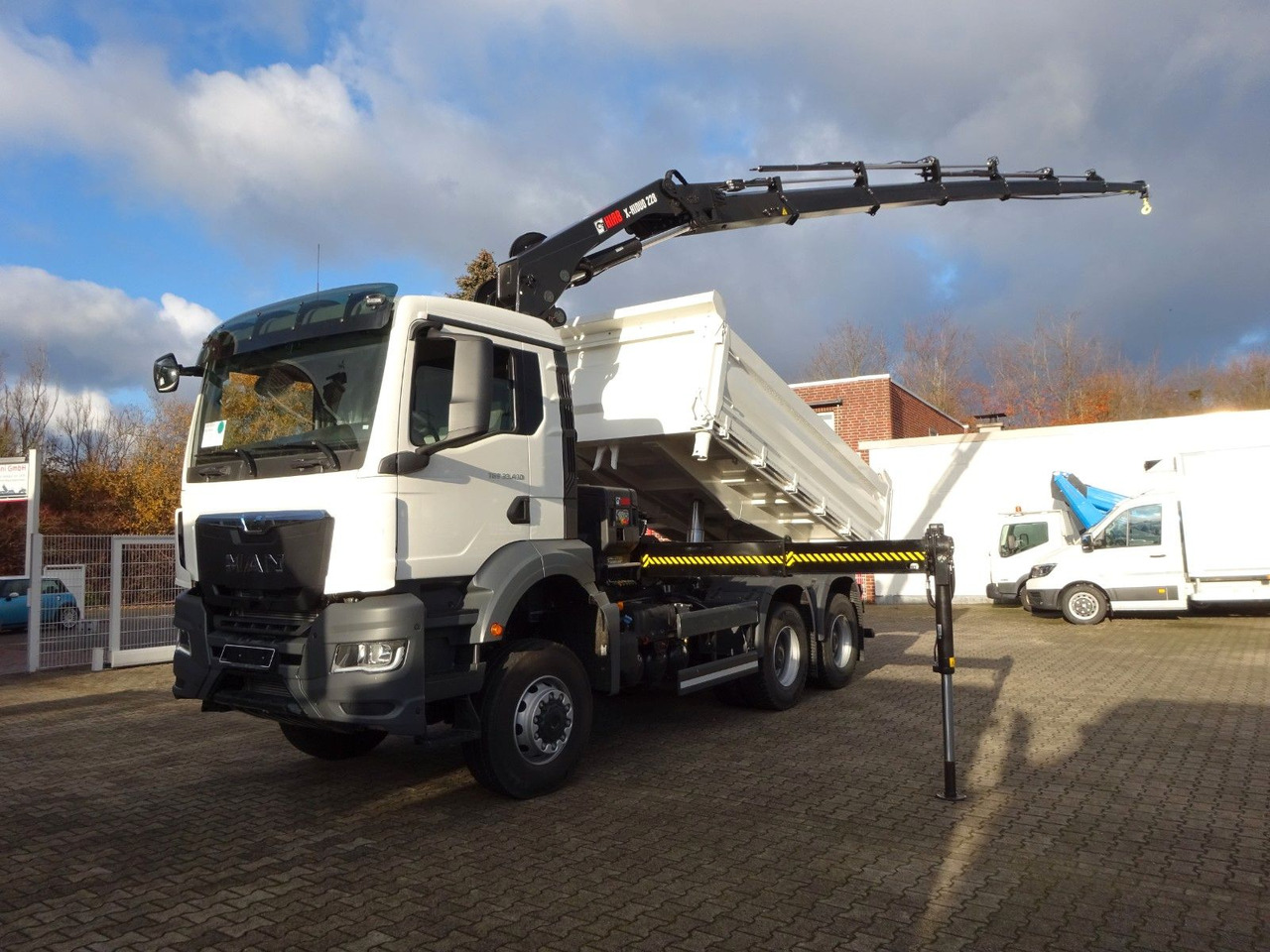 MAN 33.430 6x6 3-SEITENKIPPER KRAN HIAB 228- 6HYDRO - Kallurauto, Kraanaga veoauto: pilt 4 MAN 33.430 6x6 3-SEITENKIPPER KRAN HIAB 228- 6HYDRO - Kallurauto, Kraanaga veoauto: pilt 4