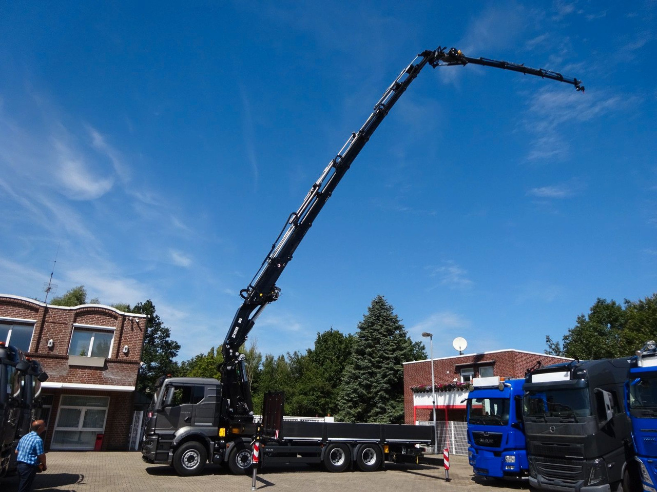 MAN 35.510 P+ 955 Effer jib Seilwind(100t Meterkran MAN 35.510 P+ 955 Effer jib Seilwind(100t Meterkran - Kraanaga veoauto, Madelveok/ Platvormveok: pilt 3 MAN 35.510 P+ 955 Effer jib Seilwind(100t Meterkran MAN 35.510 P+ 955 Effer jib Seilwind(100t Meterkran - Kraanaga veoauto, Madelveok/ Platvormveok: pilt 3