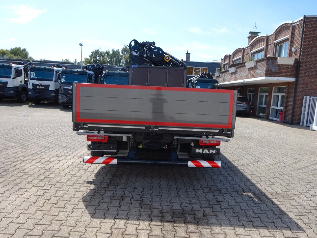 Kraanaga veoauto, Madelveok/ Platvormveok MAN 35.510 P+ 955 Effer jib Seilwind(100t Meterkran MAN 35.510 P+ 955 Effer jib Seilwind(100t Meterkran: pilt 12