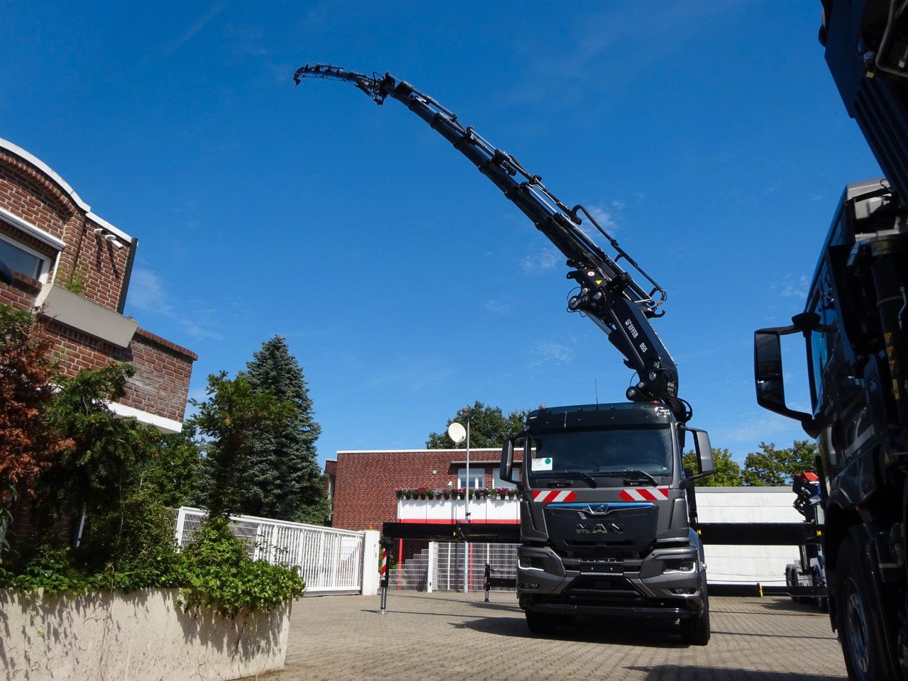 Kraanaga veoauto, Madelveok/ Platvormveok MAN 35.510 P+ 955 Effer jib Seilwind(100t Meterkran MAN 35.510 P+ 955 Effer jib Seilwind(100t Meterkran: pilt 6