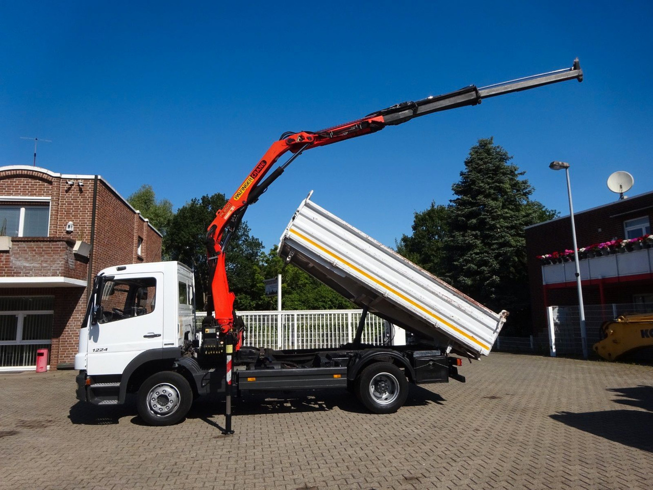 Mercedes-Benz 1224 Atego MEILLER 3Skipper + PK 8500 Kran - Kallurauto, Kraanaga veoauto: pilt 2 Mercedes-Benz 1224 Atego MEILLER 3Skipper + PK 8500 Kran - Kallurauto, Kraanaga veoauto: pilt 2