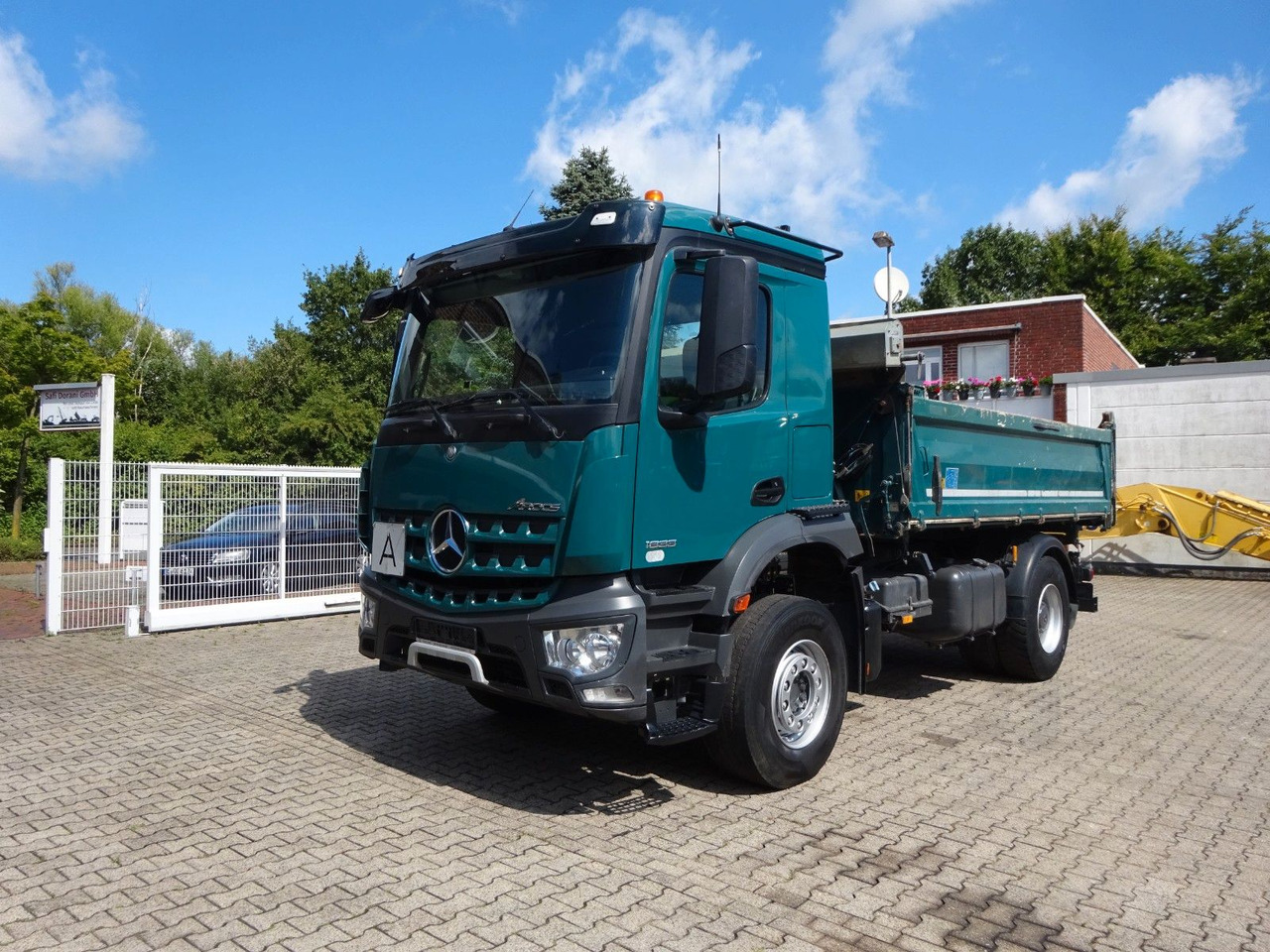 Mercedes-Benz 1833 Actros MEILLER 3Skipper 4x2 - Kallurauto: pilt 4 Mercedes-Benz 1833 Actros MEILLER 3Skipper 4x2 - Kallurauto: pilt 4